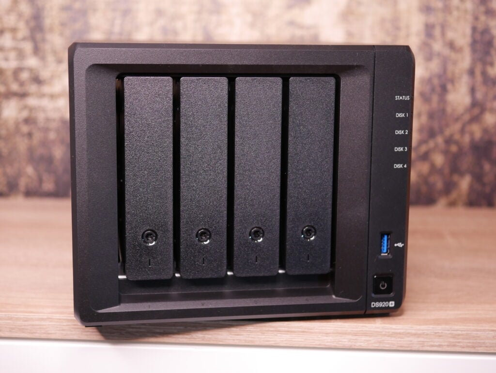 Synology-DS920+