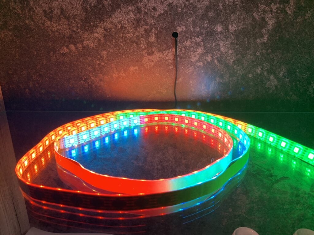 Cololight LED STRIP 60 - Der Regenbogen Leuchtstreifen im Test 14