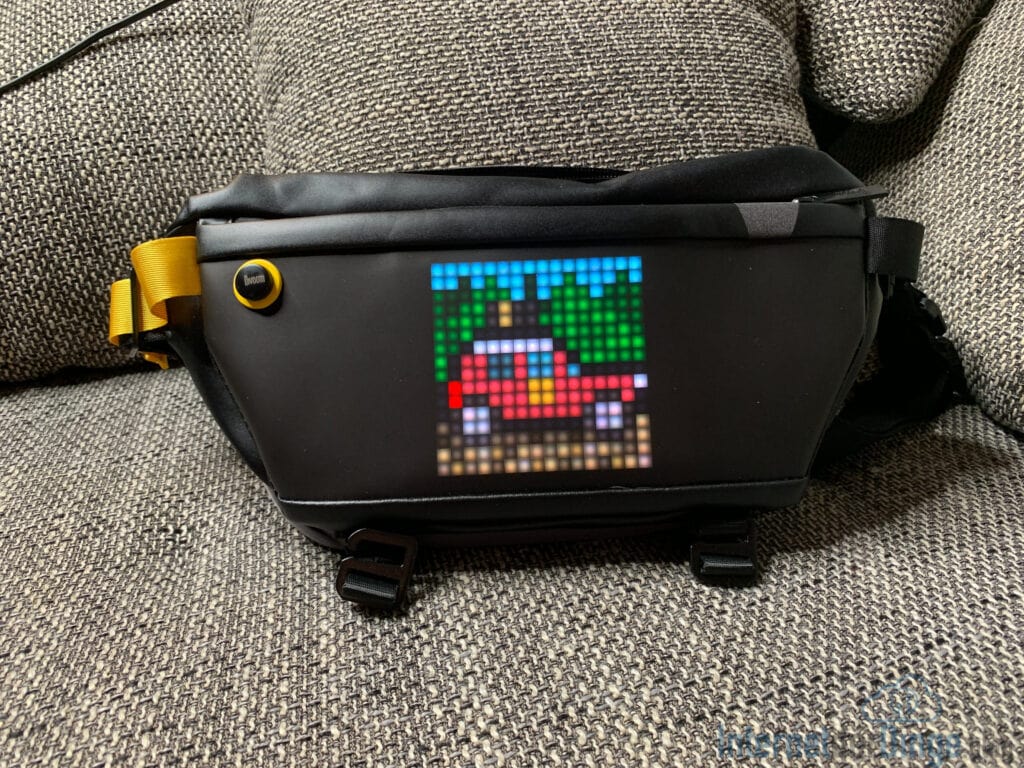 Divoom Pixoo Sling Bag - Die Pixel-Art-Tasche im Test 45